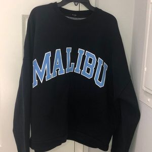 super cute brandy oversized sweatshirt!